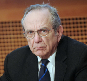 Il ministro Pier Carlo Padoan
