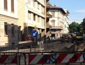 Lavori per il Tram Veloce a Firenze