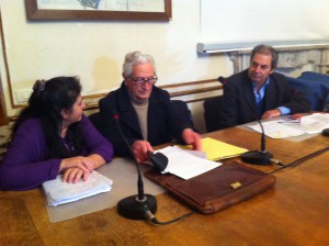 Da sinistra Stella Cervasio, Bruno Fedi e Andrea Cinquegrani durante la conferenza stampa